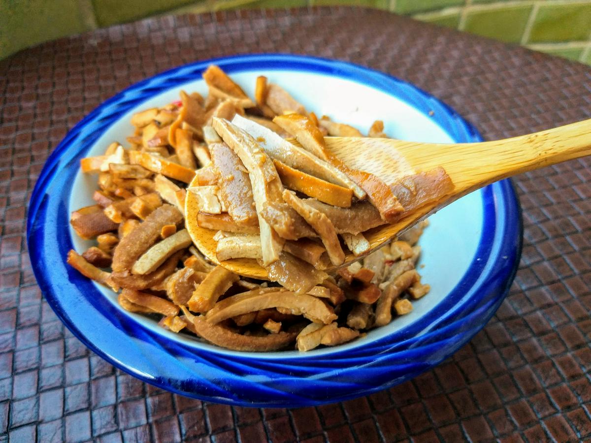 【美食】東區餐酒館推薦「Chao・炒炒蔬食熱炒」東區蔬食餐酒