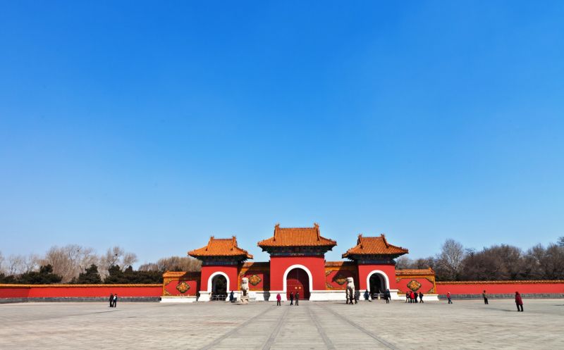  作為「萬年龍虎抱，每夜鬼神朝」的清昭陵，是瀋陽盛京三陵中規模最大，