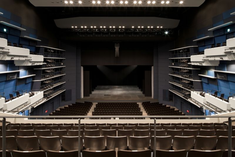 11至16F的「東急THEATRE Orb」是兩千席的劇院；©Shibuya Hikarie／攝影：SS Co.,Ltd.／照片提供：東急電鐵、日建設計