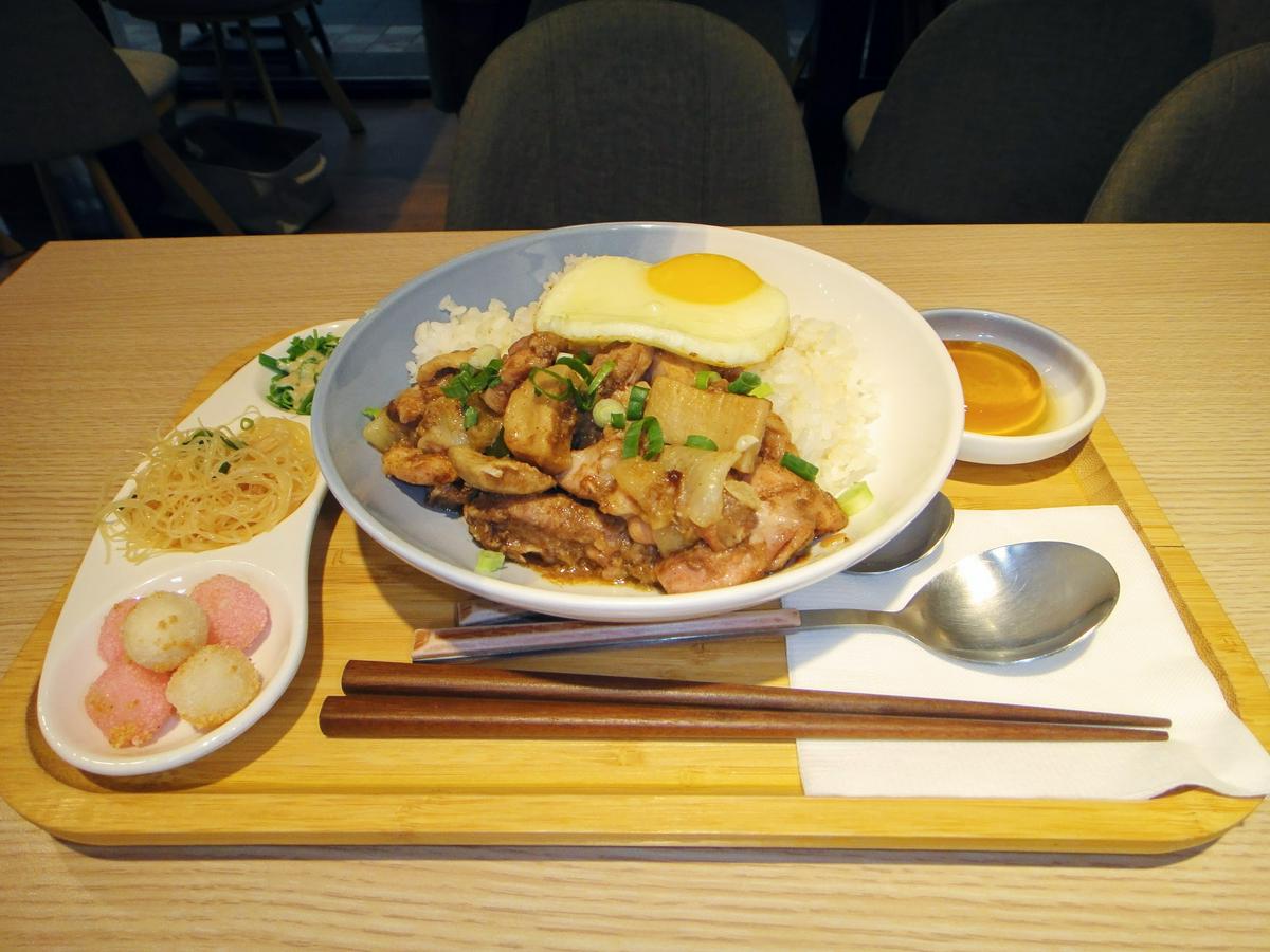 【美食】「煦日 food & cafe」中式定食簡餐、手工布