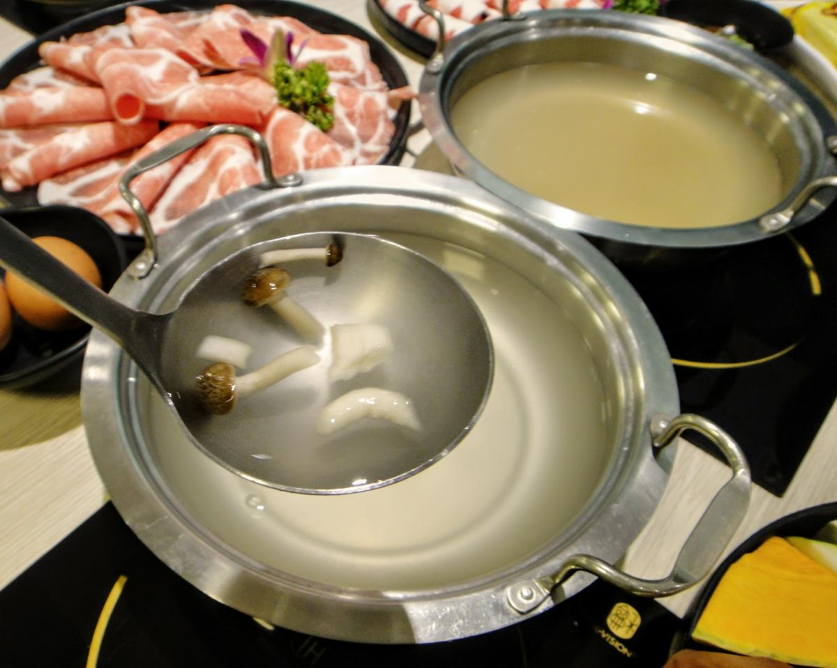 【美食】「Da Ma hot pot-解惑火鍋店 藝文店」桃