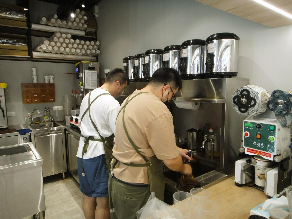 【美食】「侍茶匠 芝山天母店」全台唯一豆乳奶蓋，芝山天母手搖