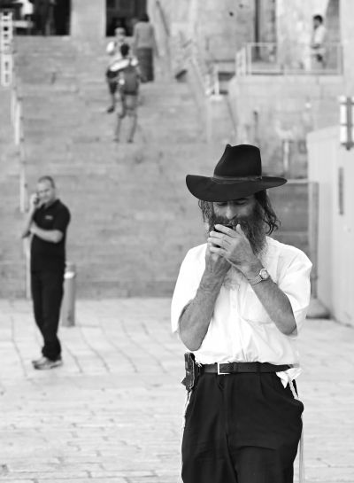 (Jewish at The West Wall, Israel / 2014)攝於耶路薩冷的哭牆 廣場。圖／七七 提供