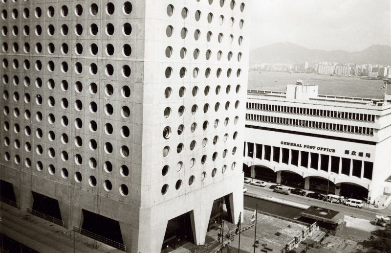 安迪・沃荷於1982年在香港文華東方酒店1801號套房拍攝。（照片提供：香港文華東方酒店）