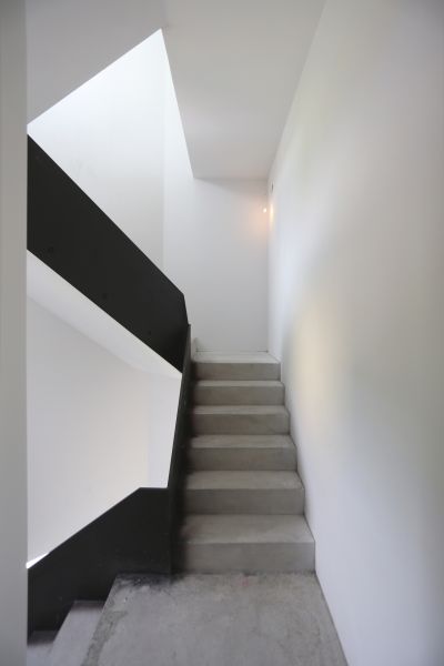 樓梯間；圖片提供：沈庭增建築師事務所