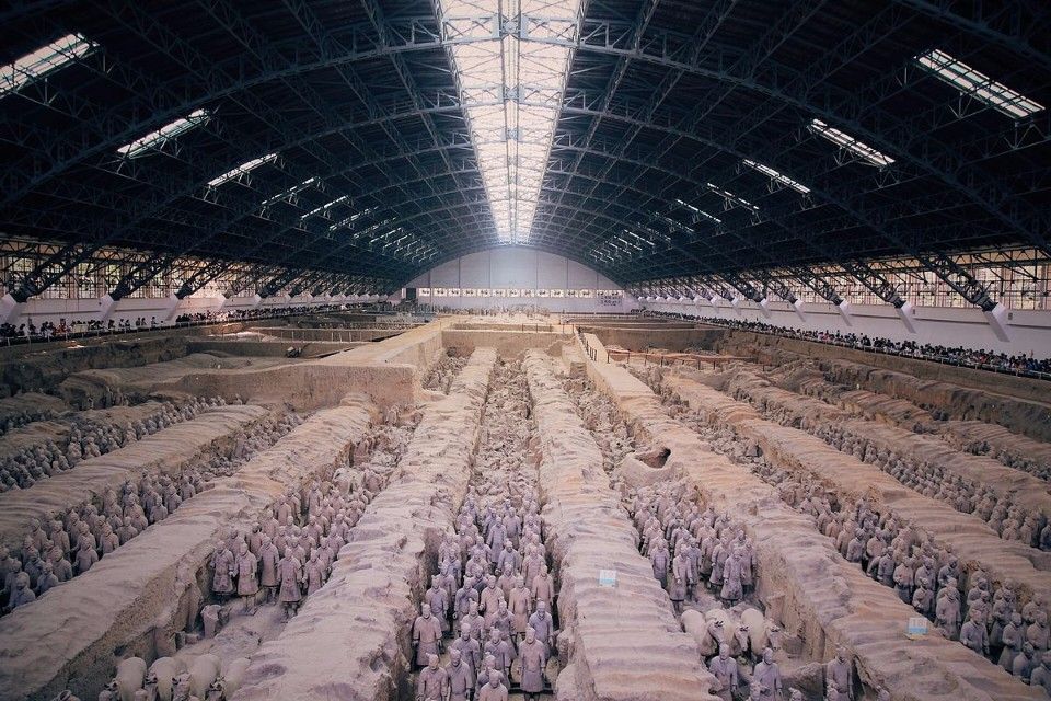 數量龐大的兵馬俑也只是秦陵外圍的守衛而已。(圖片來源維基百科Legolas1024) 