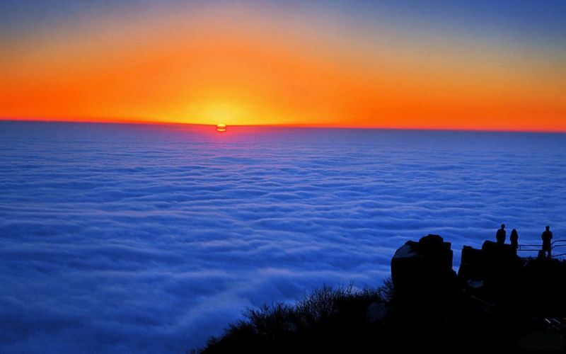 峨嵋山雲海日出都非常壯麗。(圖片來源: 微信上中國)