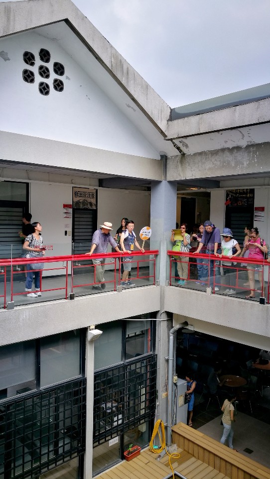 台大學生活動中心中庭；圖片提供：台大藝文中心