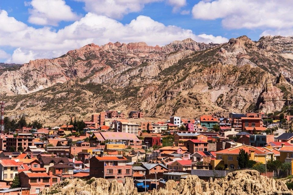 玻利維亞首都拉巴斯，是世界上海拔最高的城市。