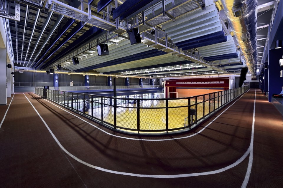 體育館室內環狀跑道；圖片提供：境向聯合建築師事務所