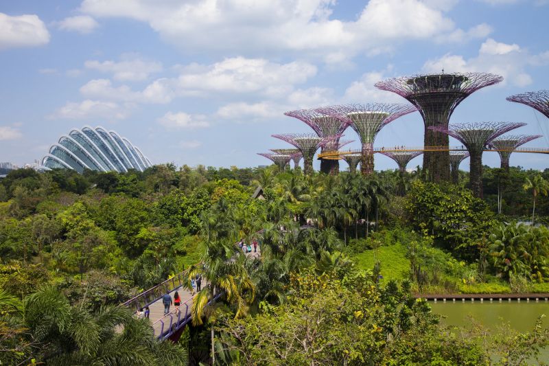 新加坡著名的濱海灣建築群；蘇琨峰攝
