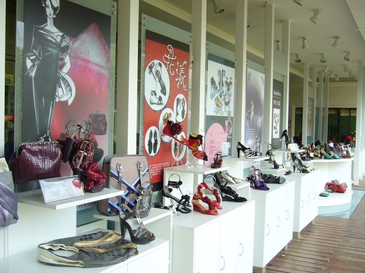 「鞋寶觀光工廠」提供鞋類相關歷史與知識，以及實用好玩的DIY活動。（圖片來源／鞋寶觀光工廠FB粉絲團）