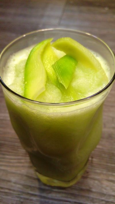 芒果青又被暱稱為情人果，除了單吃，也可以打成冰沙作為飲品呢。(193冰果室提供)