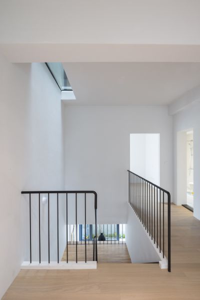 樓梯與天窗；攝影：Studio Millspace 揅空間工作室/Lucas K. Doolan