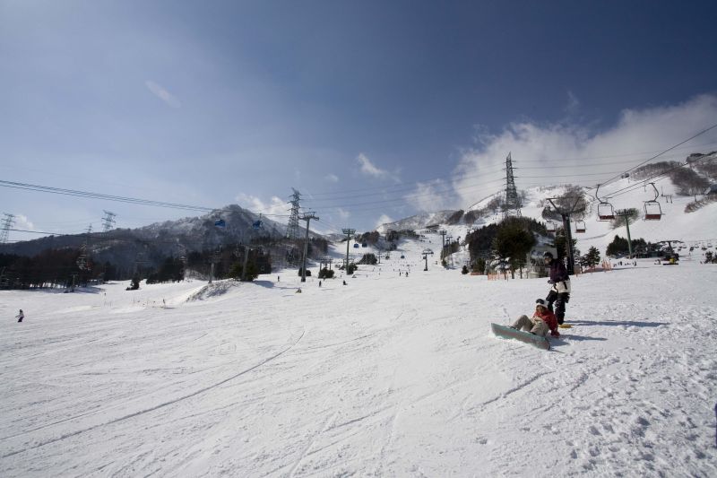 靠近苗場王子飯店的平緩雪道，非常適合滑雪新手初體驗
