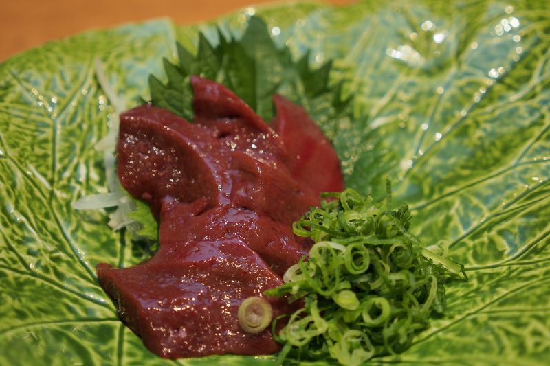 日本美食 被騙也要吃的美味極上馬料理 菅乃屋 欣傳媒
