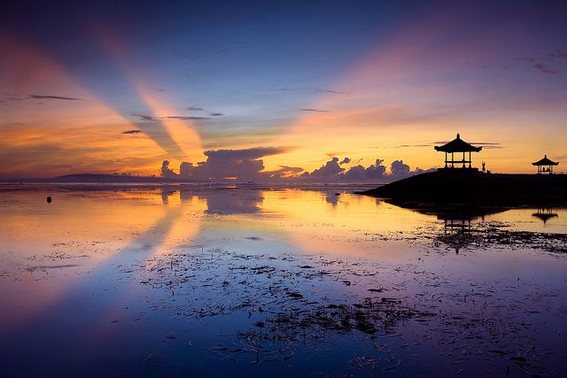 印尼峇里島度假勝地  World Travel 世界旅遊