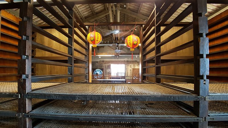 富興茶葉文化館保留過去製茶的痕跡。(記者楊詠鵝攝)