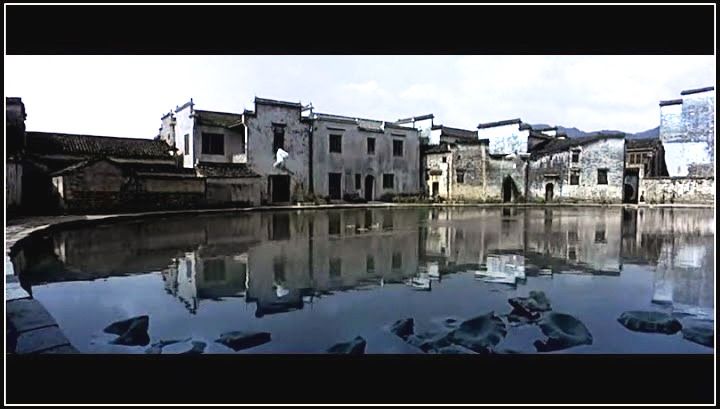 臥虎藏龍電影中玉嬌龍在宏村中的蜻蜓點水。