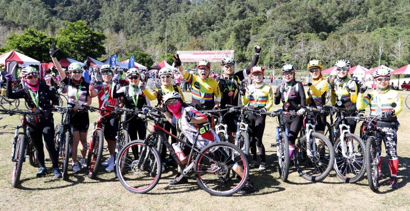 南韓車友組團參加日月潭單車嘉年華會。中華民國 自行車騎士協會／提供。