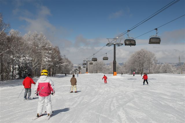 野澤溫泉滑雪場-上之平滑道