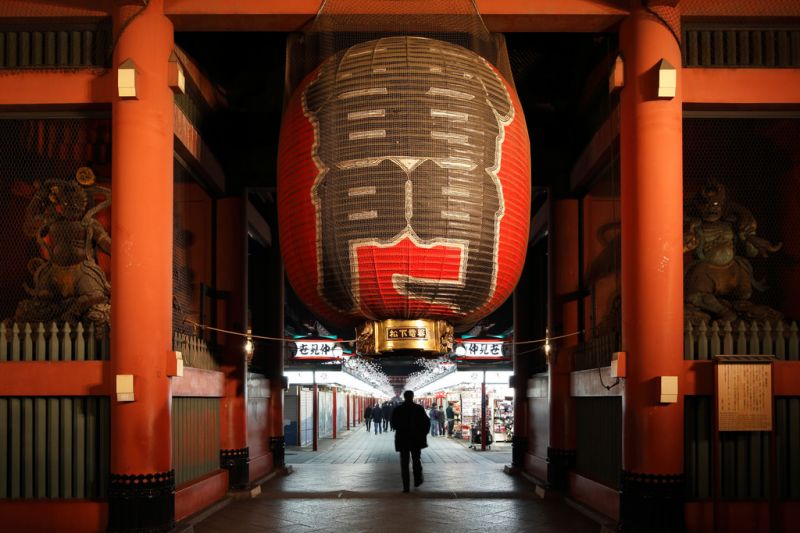 雷門大燈籠有如東京之招牌。（圖片：flickr CC@NAKAZAWA, Kenichiro）