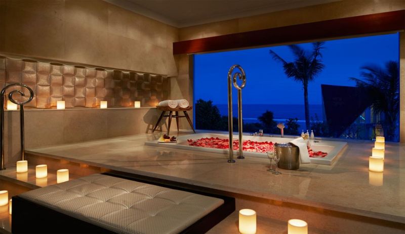 「峇里島薩碼貝別墅酒店」絕對是喜愛浪漫海灘度假風格的情侶不能錯過的下榻選擇。(圖片由Booking.com提供)