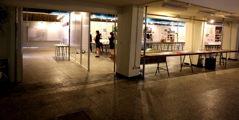 開放與半開放的展場陳列路徑；圖片提供：寬和建築師事務所
