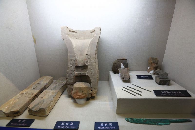 殷墟博物館各類文物。