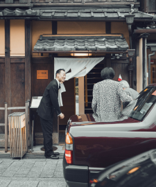 風格旅人帶路—跟著名家觀點探索世界